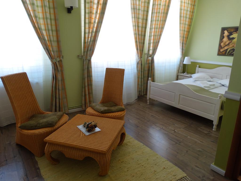 Vicenza Square Otel Sibiu Dış mekan fotoğraf