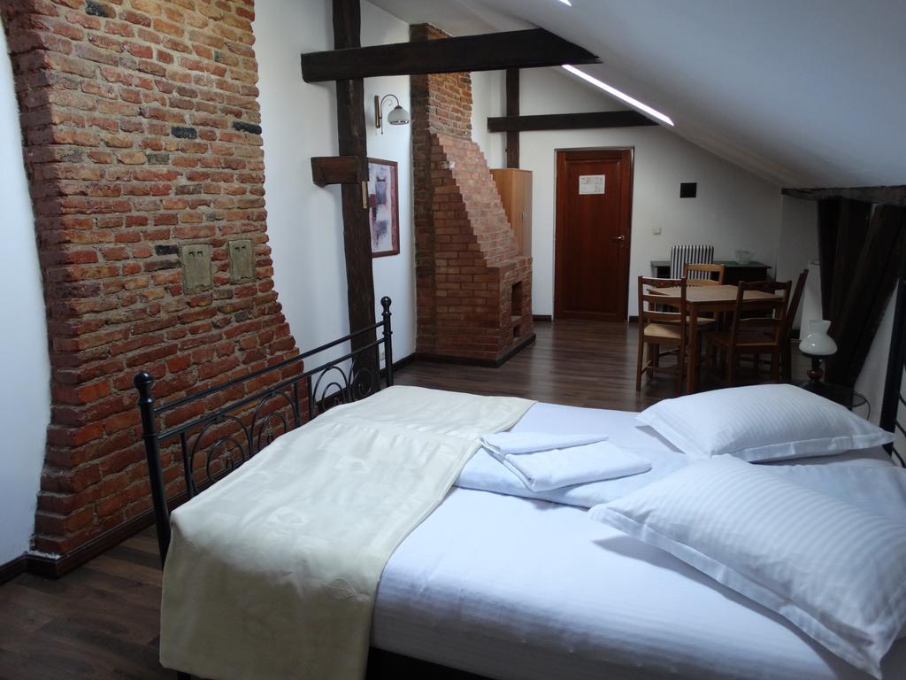 Vicenza Square Otel Sibiu Dış mekan fotoğraf